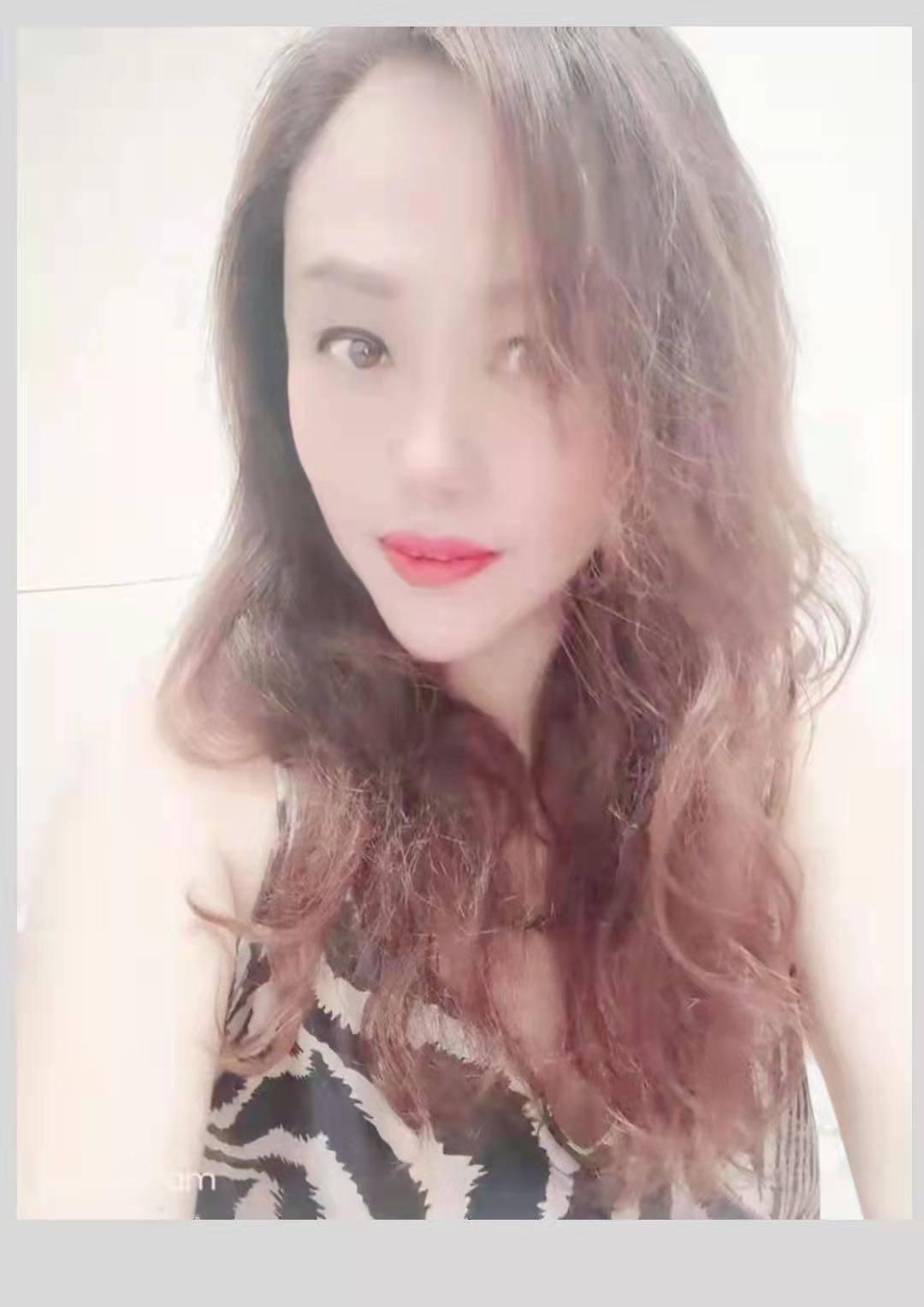 龙华熟女风韵犹存大屁股