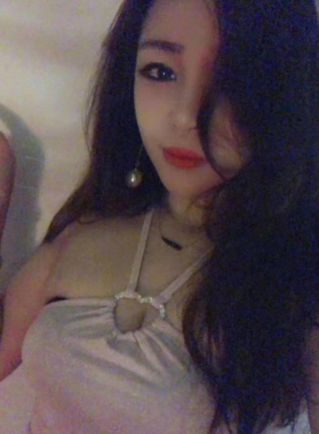 翻身地铁性感小野猫