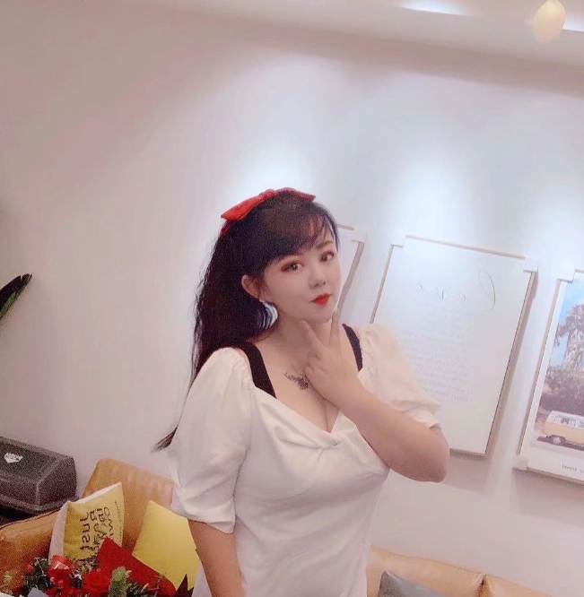 温婉贤惠的南山妹子